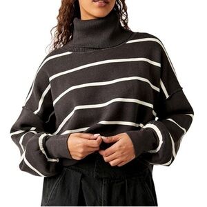 Free people smoked pearl combo Black and White Striped Sweater PTP 26